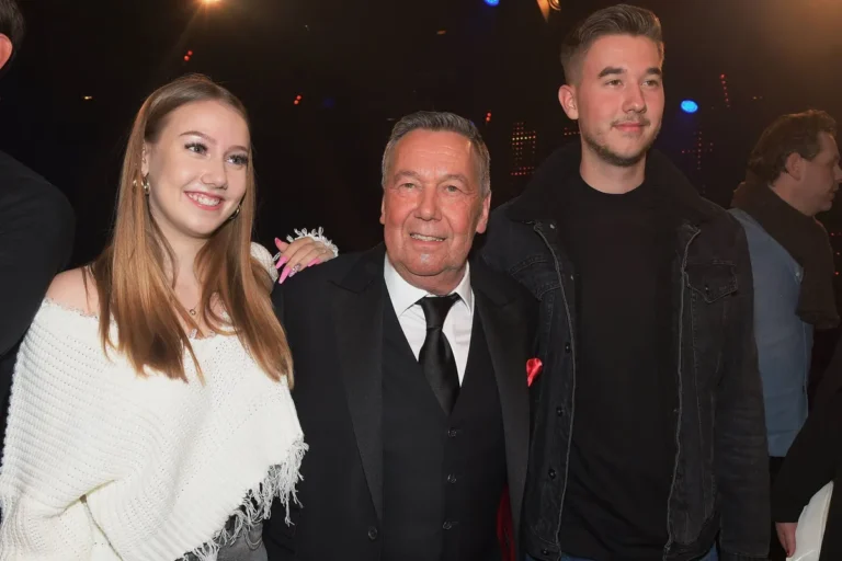 Sind Silvia und Christina Keiler verwandt? Fakten zu Roland Kaiser Sind Silvia und Christina Keiler verwandt?