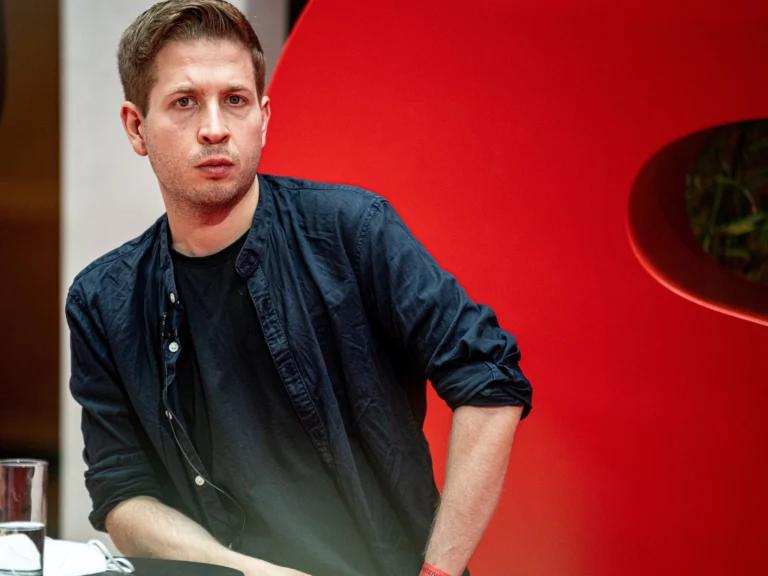 Kevin Kühnert Ehemann: Partner, Beziehung, Privatleben und Fakten kevin kühnert ehemann